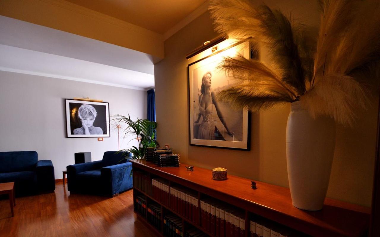 Bed and Breakfast Le Cinema Formia Exterior foto